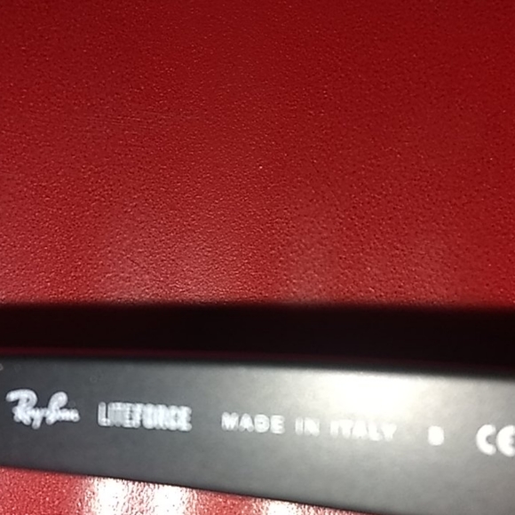 Ray ban sunglasses - Picture 6 of 6
